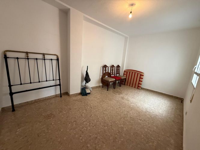 EDIFICIO COMPLETO EN PLENO CENTRO