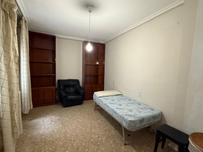 EDIFICIO COMPLETO EN PLENO CENTRO