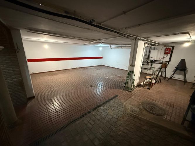 EDIFICIO COMPLETO EN PLENO CENTRO