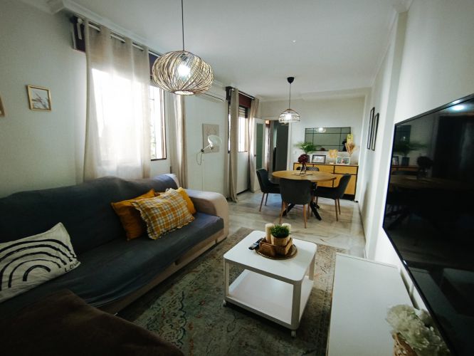 CASA ADOSADA EN CASCO ANTIGUO