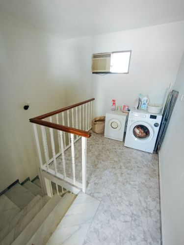 CASA ADOSADA EN CASCO ANTIGUO