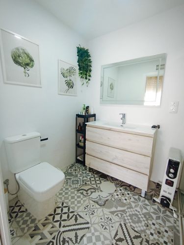 CASA ADOSADA EN CASCO ANTIGUO