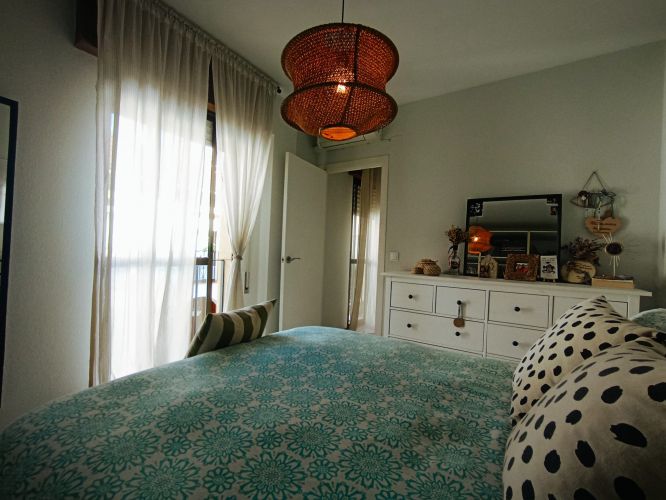 CASA ADOSADA EN CASCO ANTIGUO