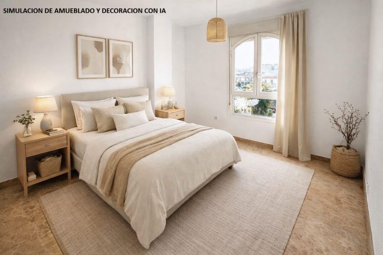 Excelente piso de 4 dormitorios y 2 baños con cochera y trastero junto Vial y Renfe