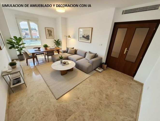 Excelente piso de 4 dormitorios y 2 baños con cochera y trastero junto Vial y Renfe
