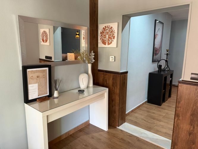 MAGNIFICO CHALET DE DOS VIVIENDAS EN LA COLINA