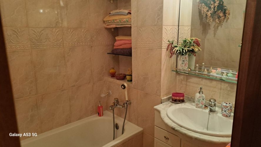 MAGNIFICO CHALET DE DOS VIVIENDAS EN LA COLINA