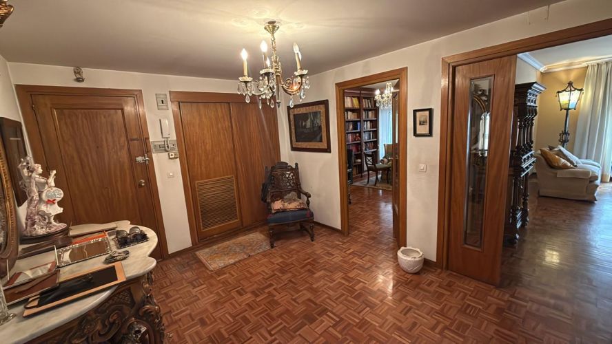 PISO DE 236M² EN PLENO CENTRO DE CÓRDOBA