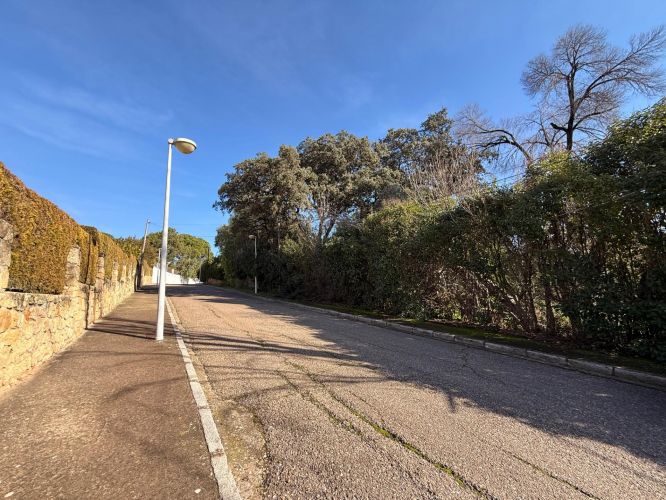 PARCELA IDEAL DE 956 M2 EN EL BRILLANTE