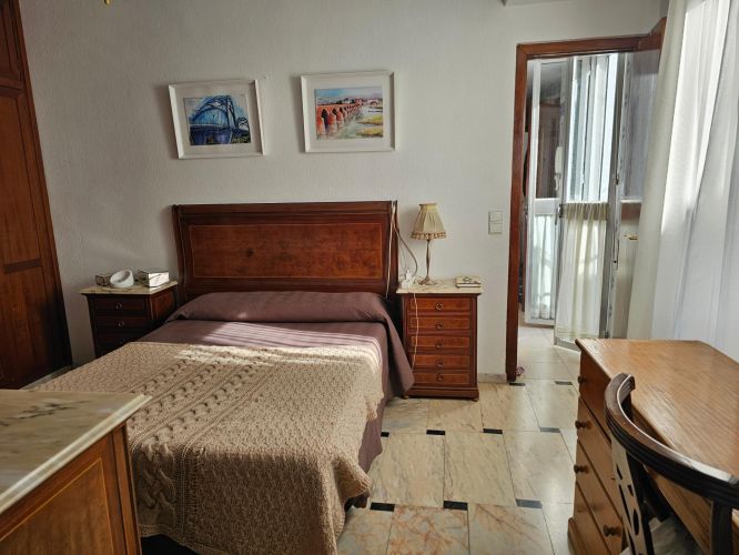 EDIFICIO EN EL BARRIO DE SAN ANDRES