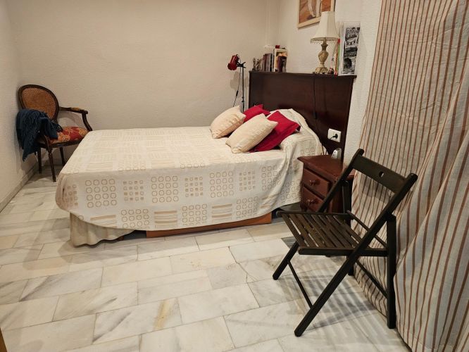 EDIFICIO EN EL BARRIO DE SAN ANDRES