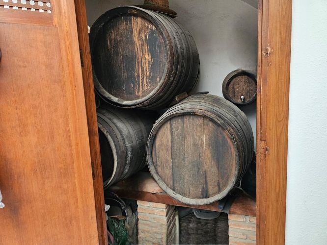 EDIFICIO EN EL BARRIO DE SAN ANDRES