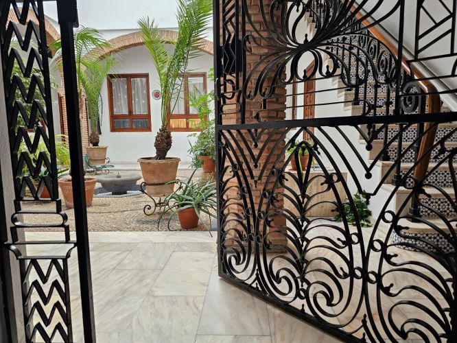 EDIFICIO EN EL BARRIO DE SAN ANDRES