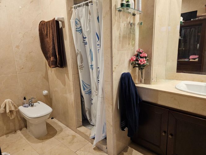 EDIFICIO EN EL BARRIO DE SAN ANDRES