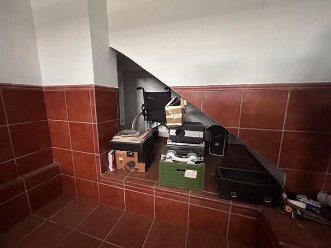 CASA ADOSADA DE 170 M2 CONSTRUIDOS CON PISCINA Y PLACAS SOLARES