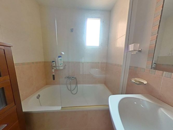 PISO JUNTO A LA ESTACION DE TREN