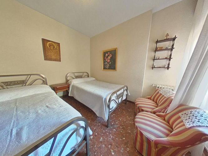 PISO JUNTO A LA ESTACION DE TREN