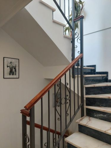 CASA ADOSADA CON GARAJE JUNTO A JARDINES ORIVE!