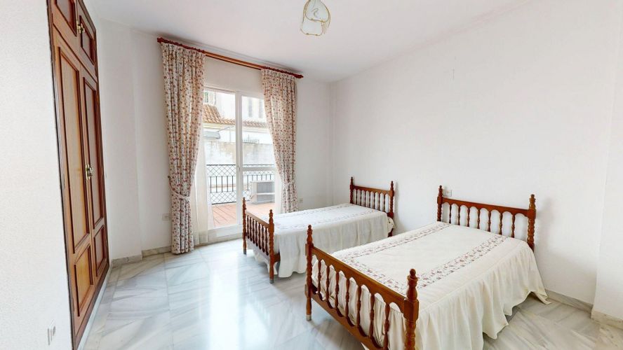 CASA ADOSADA SITUADA EN LOS OLIVOS BORRACHOS