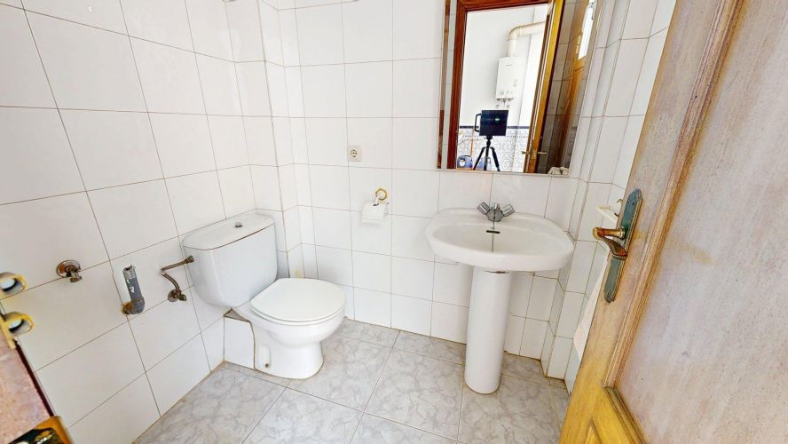 CASA ADOSADA SITUADA EN LOS OLIVOS BORRACHOS