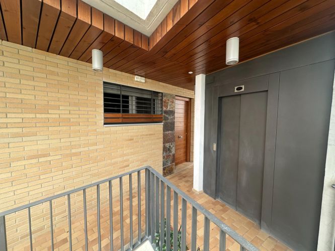 PISO EN JESÚS RESCATADO