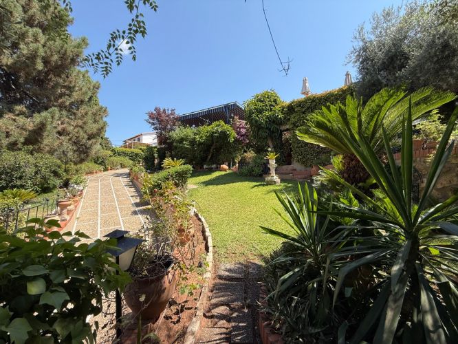 CHALET INDEPENDIENTE EN CALASANCIO