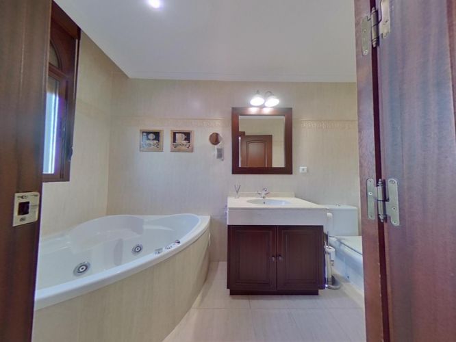 ESPECTACULAR COMPLEJO DE CUATRO VIVIENDAS DE LUJO EN PARAISO ARENAL