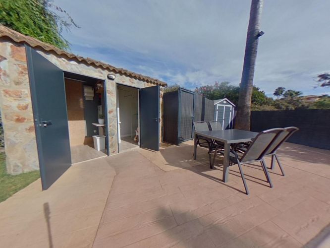 ESPECTACULAR COMPLEJO DE CUATRO VIVIENDAS DE LUJO EN PARAISO ARENAL