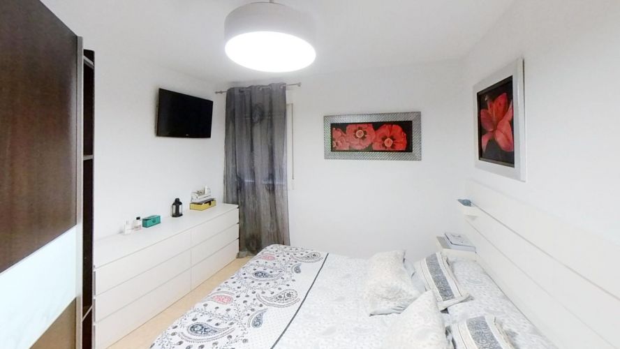 MAGNIFICO PISO EN CARRETERA DE TRASSIERRA