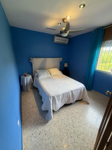 CHALET CON MÁS DE  300m² CONSTRUIDOS EN UNA PARCELA DE 4500m²