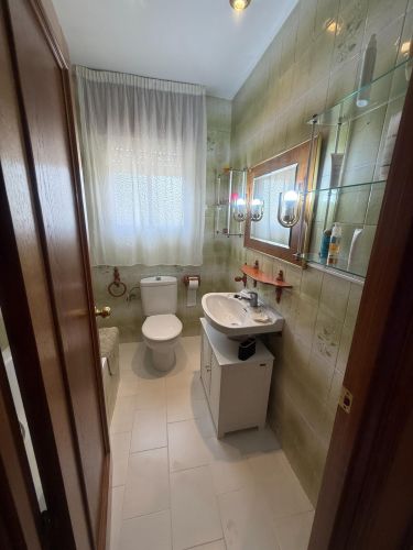 CHALET CON MÁS DE  300m² CONSTRUIDOS EN UNA PARCELA DE 4500m²