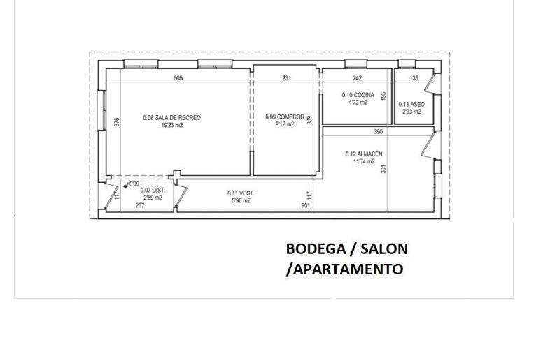 CHALET CON MÁS DE  300m² CONSTRUIDOS EN UNA PARCELA DE 4500m²