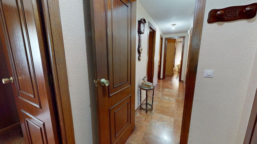 MAGNÍFCA VIVIENDA EN ZONA ESCULTOR FERNÁNDEZ MÁRQUEZ