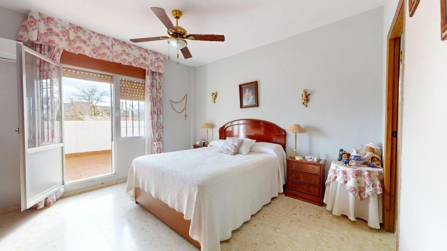 EDIFICIO RESIDENCIAL EN SAN RAFAEL DE LA ALBAIDA