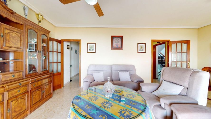 EDIFICIO RESIDENCIAL EN SAN RAFAEL DE LA ALBAIDA