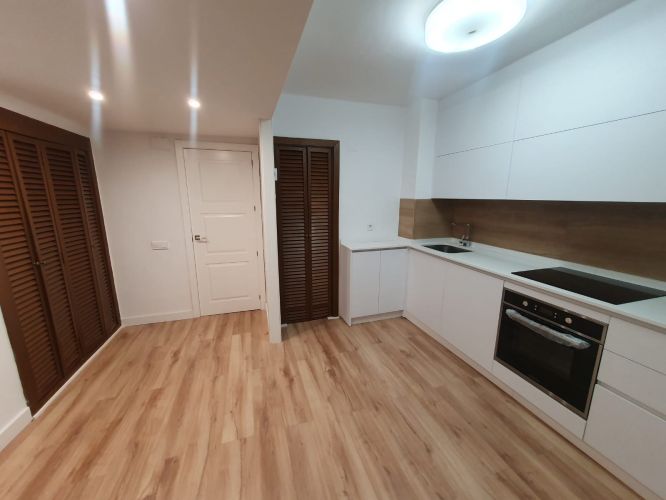 VIVIENDA REFORMADA UBICADA JUNTO A BULEVAR DE GRAN CAPITÁN