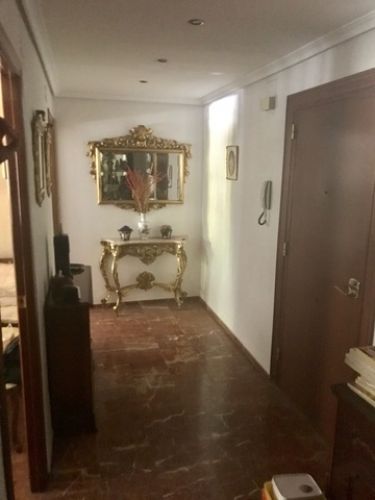 Piso zona Camping con terraza