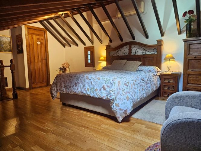 DUPLEX EN PLENA JUDERIA