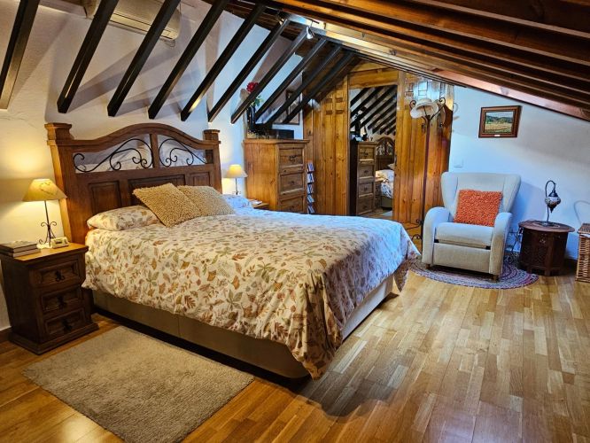 DUPLEX EN PLENA JUDERIA