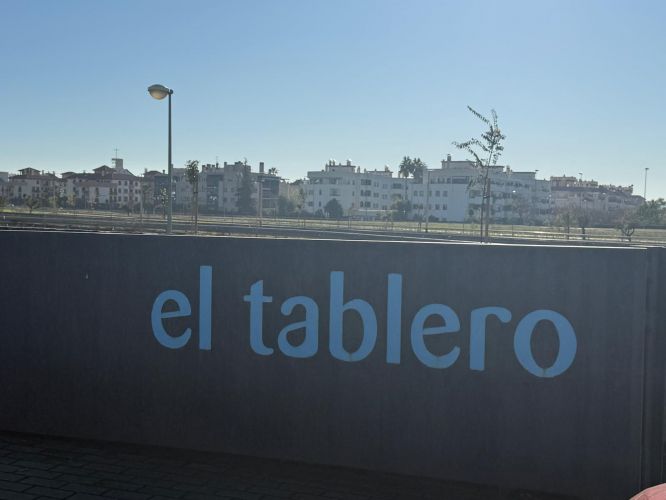 CHALE INDEPENDIENTE CON PISCINA COMUNITARIA 