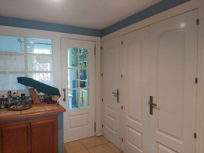 CASA ADOSADA EN EL PATRIARCA