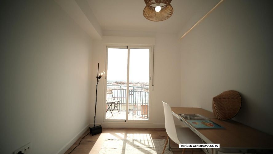 PISO A ESTRENAR EN CARLOS III CON PLAZA DE APARCAMIENTO Y ASCENSOR