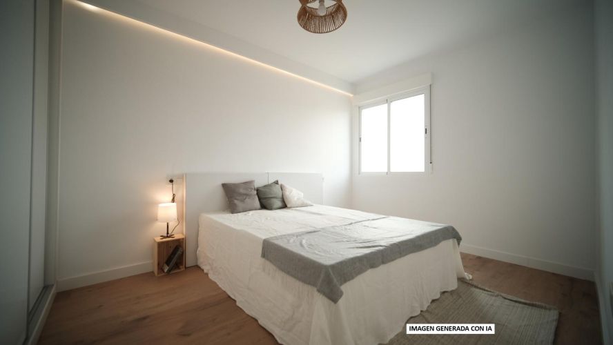 PISO A ESTRENAR EN CARLOS III CON PLAZA DE APARCAMIENTO Y ASCENSOR