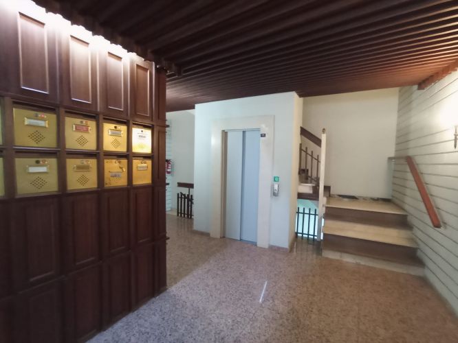 PISO EN VENTA EN PLENO CENTRO