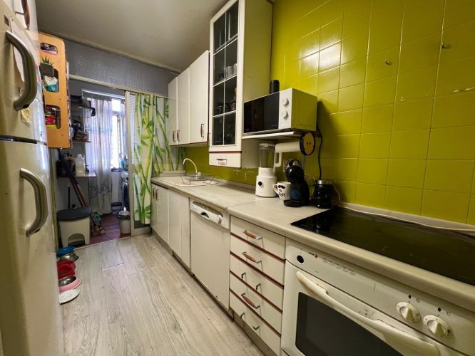 ¡Vivienda con ascensor y terraza en La Viñuela!