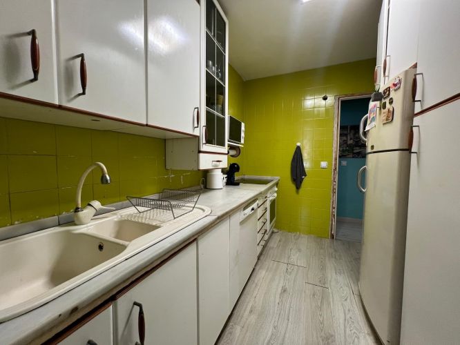 ¡Vivienda con ascensor y terraza en La Viñuela!