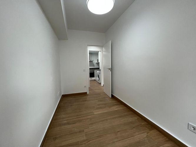 PISO REFORMADO A ESTRENAR CON ASCENSOR EN AVDA MEDINA AZAHARA