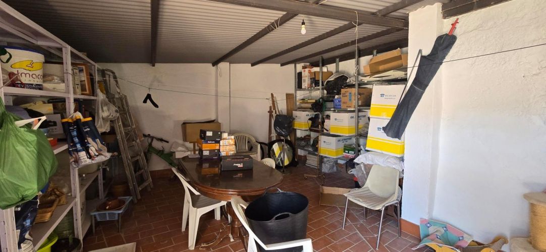 CASA CON GARAJE Y LOCAL INDEPENDIENTE EN SAN AGUSTÍN