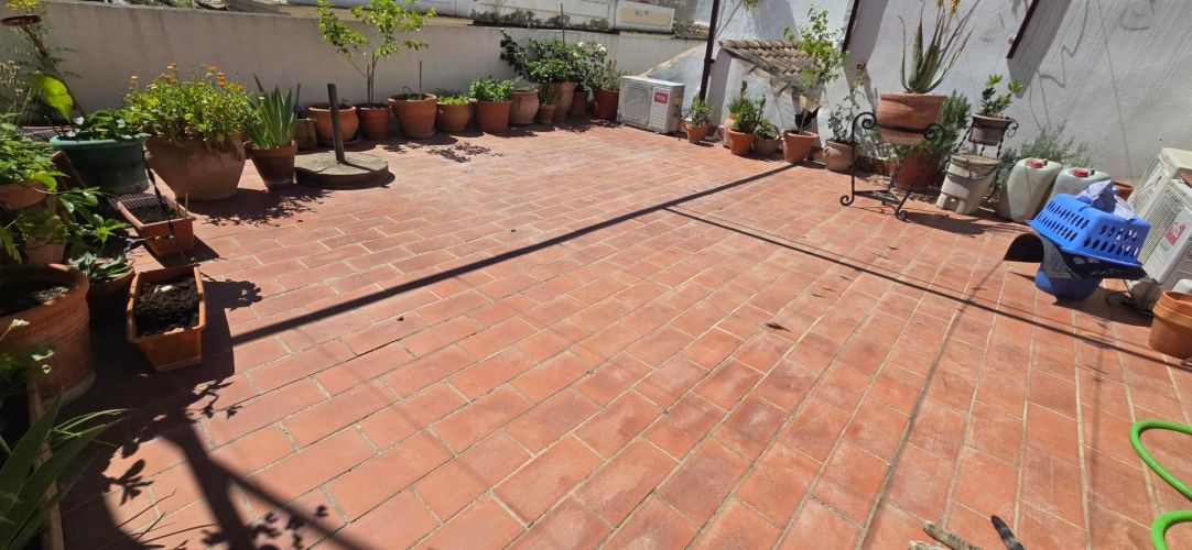 CASA CON GARAJE Y LOCAL INDEPENDIENTE EN SAN AGUSTÍN