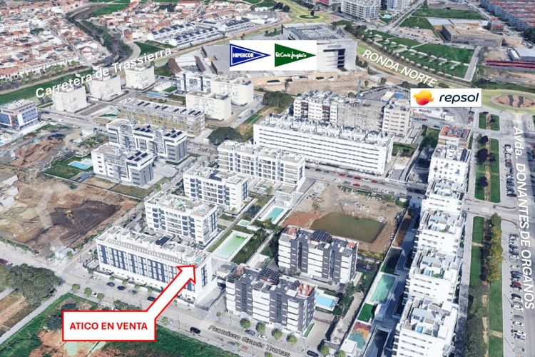 Espectacular ático dúplex de Córdoba. Prácticamente a estrenar y con una terraza solarium de 70 m2 con piscina privada